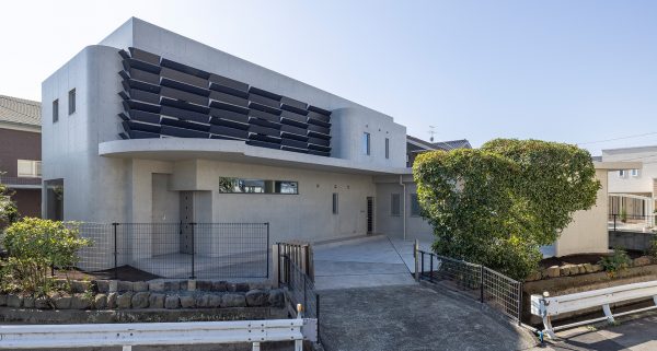 暮らしをつなぎ、絆を育む二世帯住宅イメージ写真